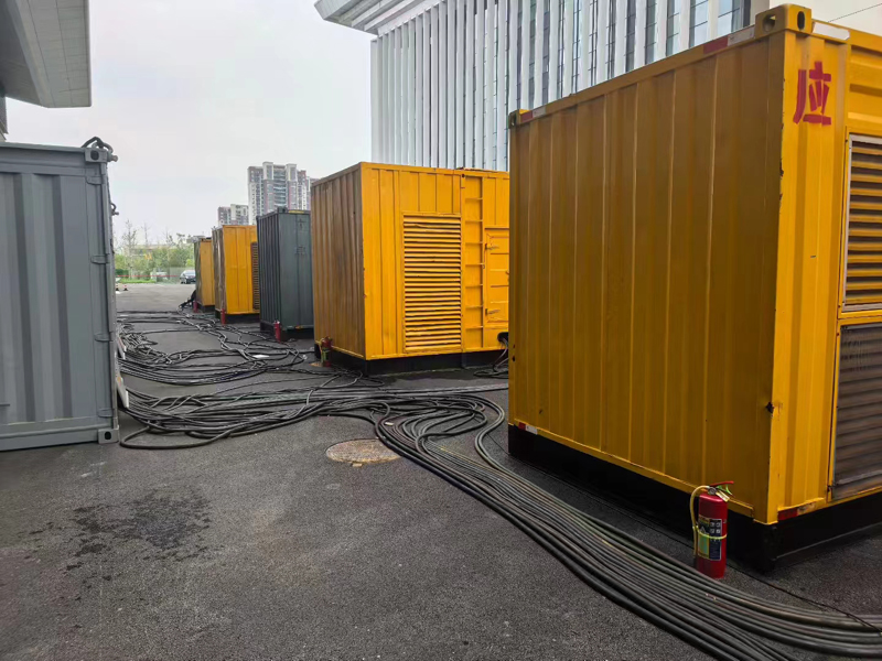 河西区街道不同季节柴油发电机组保养有哪些注意事项？
